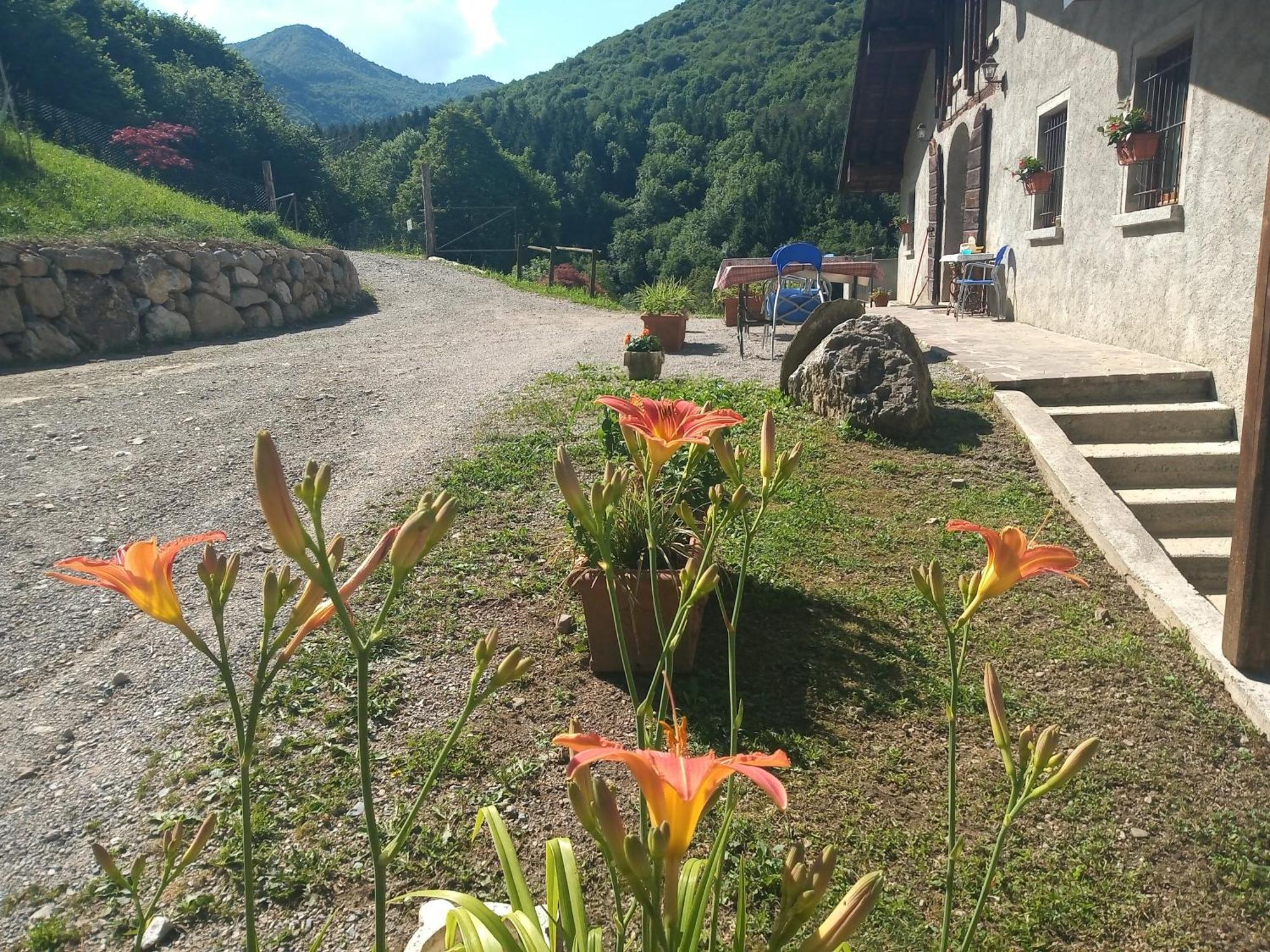 Agriturismo Cascina Cornella Cremeno Εξωτερικό φωτογραφία