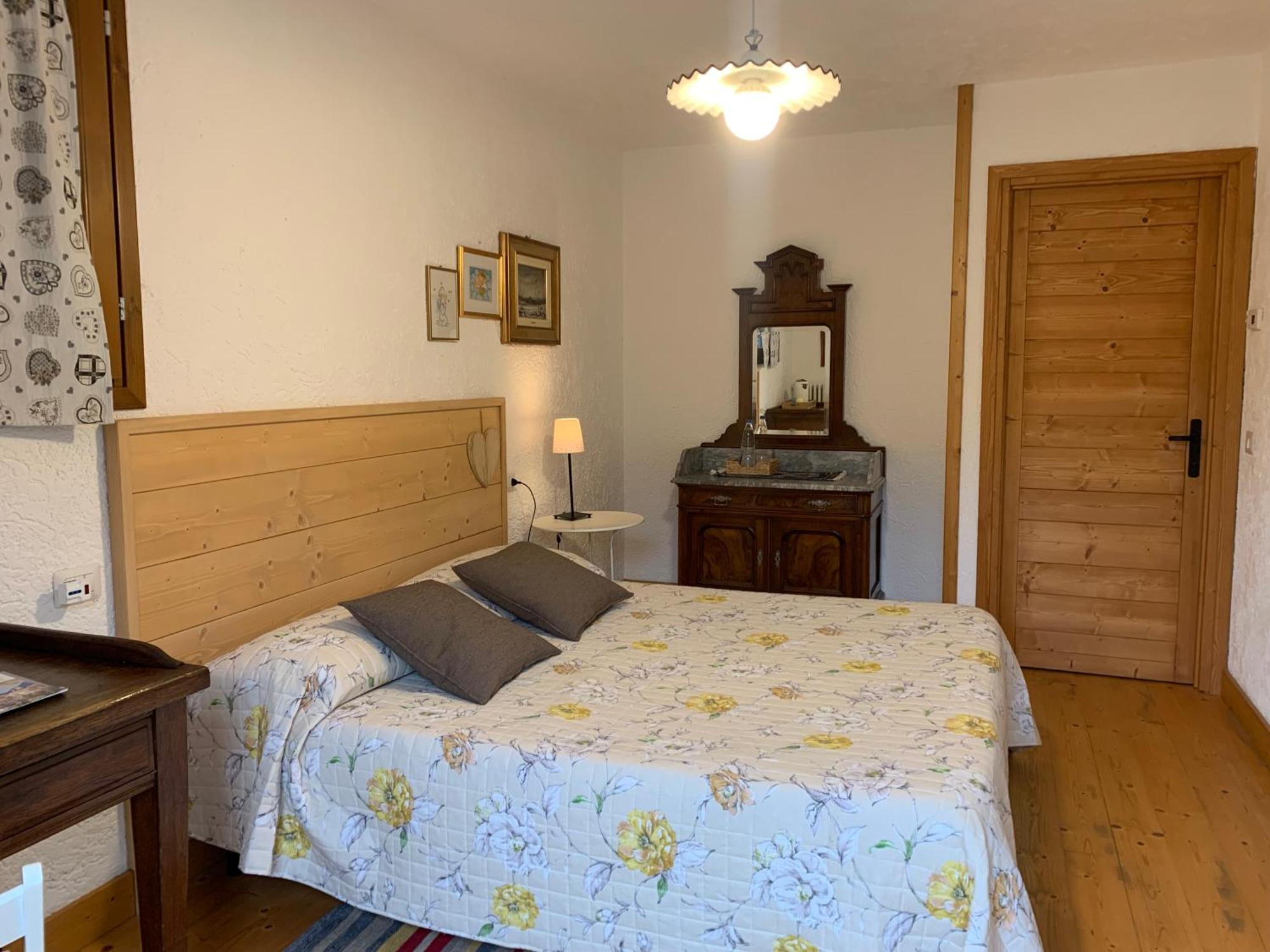 Agriturismo Cascina Cornella Cremeno Εξωτερικό φωτογραφία